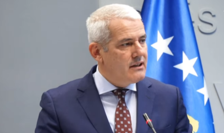 Ministri Sveçla i reagon Rashiqit për “Mbrojtjen Civile” dhe Brigadën e Veriut”: Secili anëtar i tyre do të hetohet
