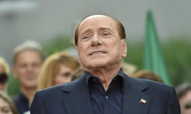 Në gjendje të rëndë, publikohet fotoja e fundit e Berlusconit para se të ndërronte jetë