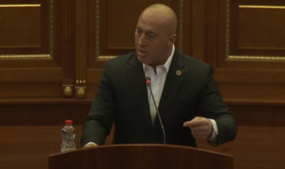 Ramush Haradinaj kërkon interpelancë me ministrin Murati për “rrezikun e bllokimit të investimeve dhe buxhetin”