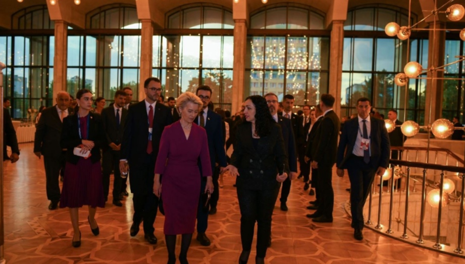 Presidentja Osmani shkon në Moldavi, flet për zhvillimet e fundit në Kosovë