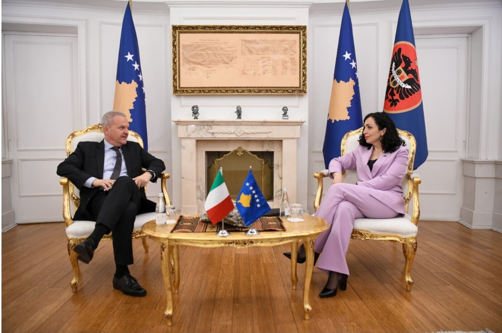 Osmani takohet me ambasadorin italian: Të dënohen sulmet e grupeve kriminale të mbështetura nga Serbia
