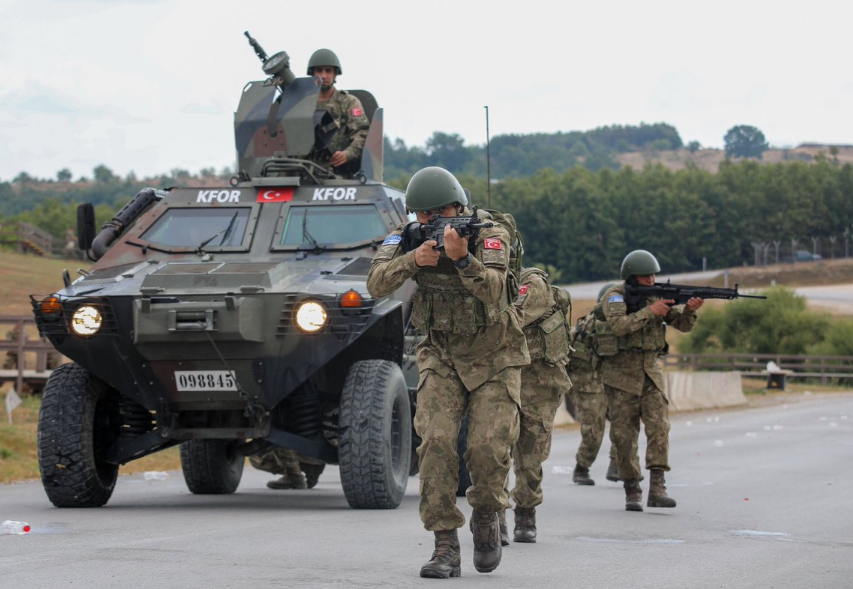 NATO-ja mirëpret vendosjen e ushtarëve turq në Kosovë