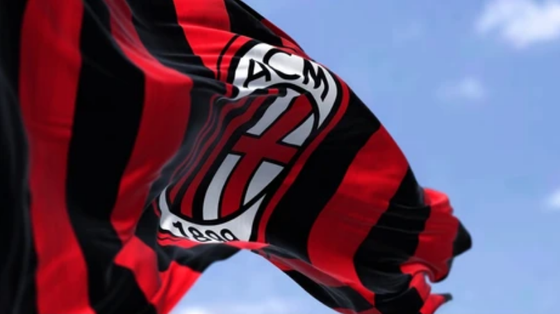 Milan priter të thyej rekordin e klubit, Rosonerët gati të transferojnë bomberin e ri