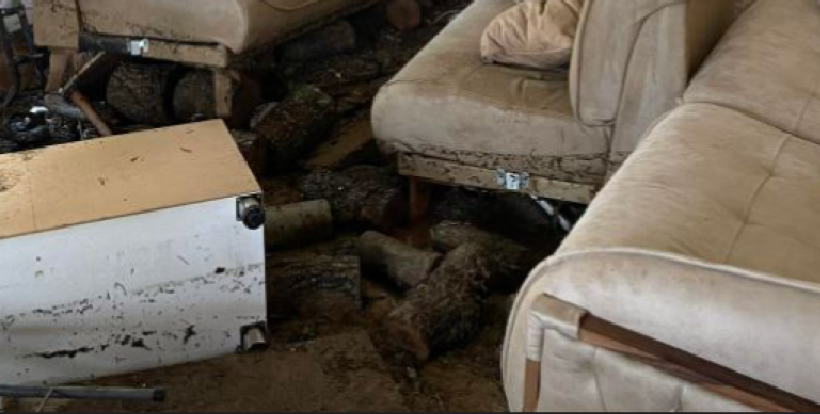 Dalin pamjet nga shtëpia e dy viktimave nga vërshimet në Pejë