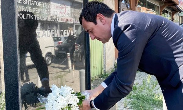 kurti:-krenare-qe-mesuam-prej-adem-demacit,-udhezimet-e-tij-na-mbushin-me-pergjegjesi-e-vetebesim