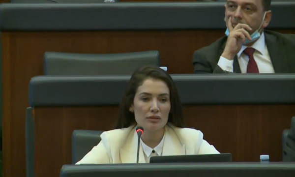 musliu-shoshi:-qeveria-t’i-sulmon-deputetet-ne-shtepine-e-vete,-fatkeqesi-per-kosoven