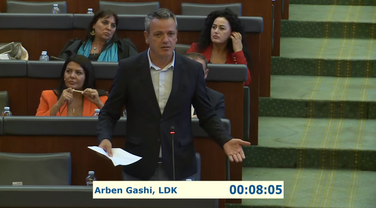 gashi-shumices:-ne-ora-16-prape-keni-thirre-seance-te-jashtezakonshme,-ku-eshte-jashtezakonshmeria?