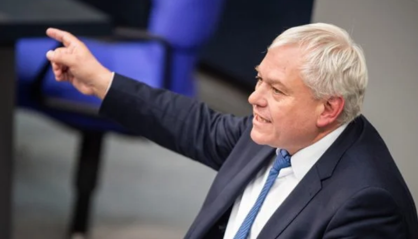 deputeti-gjerman-per-rastin-e-klan-kosoves:-do-te-ndikoje-negativisht-ne-pluralizmin-mediatik