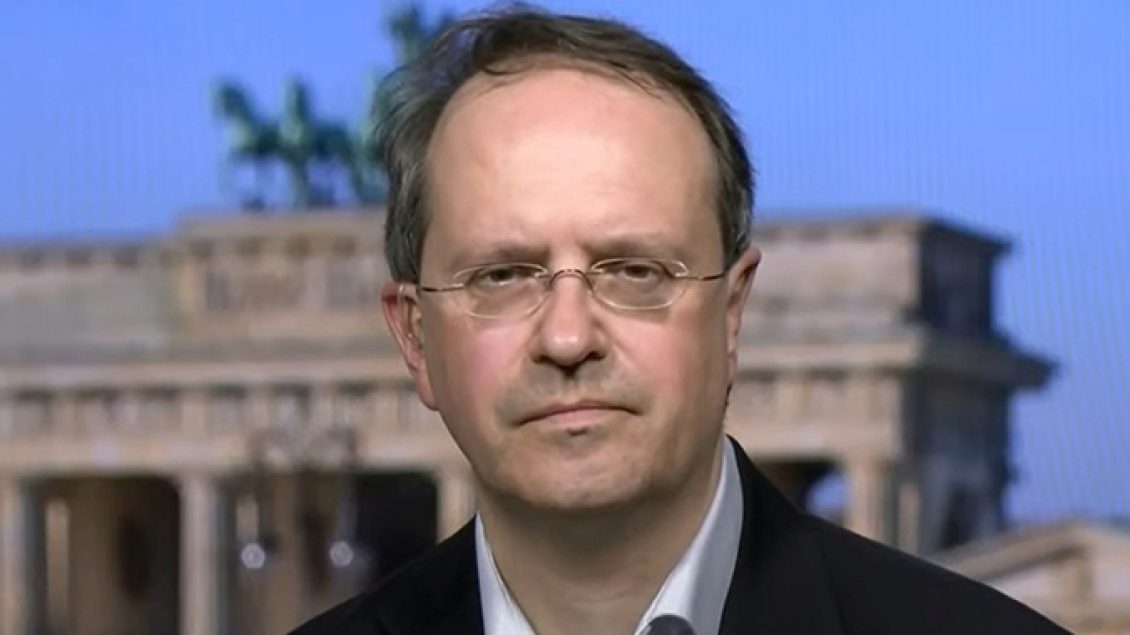 weber:-perendimi-projektoi-keq-negociatat,-kosova-s’po-trajtohet-e-barabarte-me-serbine
