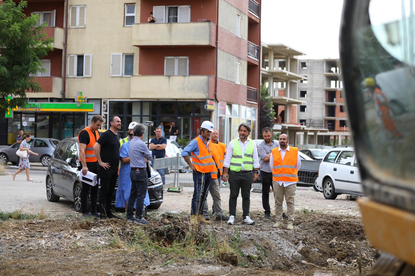 rama-jep-“superlajmin”-per-kryeqytetin,-nis-ndertimi-i-kolektorit-ne-lagjen-kalabria