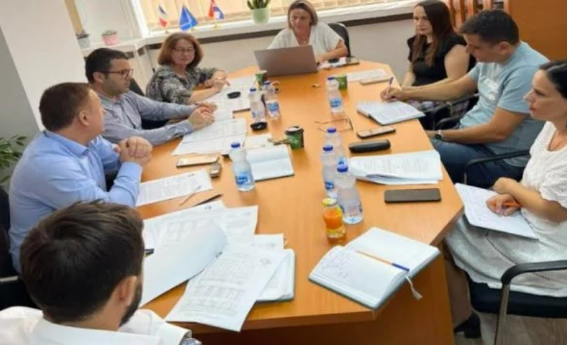 autoriteti-i-konkurrences-nis-hetimet-ndaj-disa-ndermarrjeve-per-rritjen-e-cmimit-te-vajit-vitin-e-kaluar