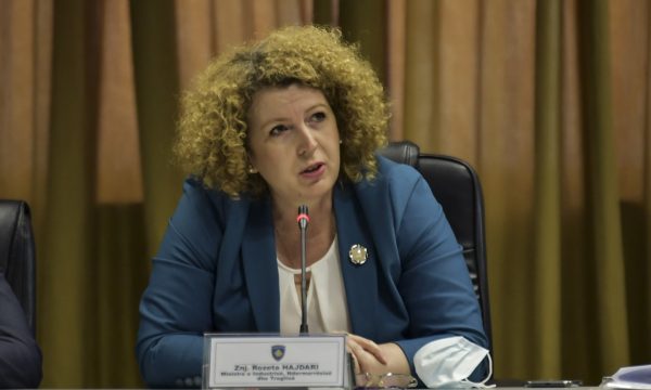 vesel-krasniqi:-ministrja-rozeta-hajdari-e-ka-obligim-moral-te-jap-doreheqje