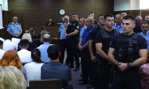 Duartrokitje në gjykatë pasi Dardan Krivaqës i shqiptohet dënimi me burgim të përjetshëm