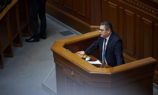 Kreu i politikës së jashtme në Parlamentin e Ukrainës nënshkruan për Kosovën e pavarur, letra del në Kyiv Post