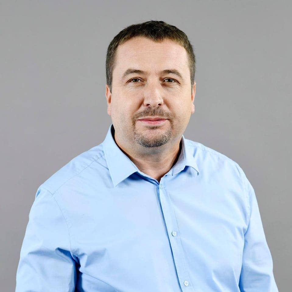latifi:-para-160-viteve-eshte-deshmuar-dashuria-mes-djemve-ne-prizren