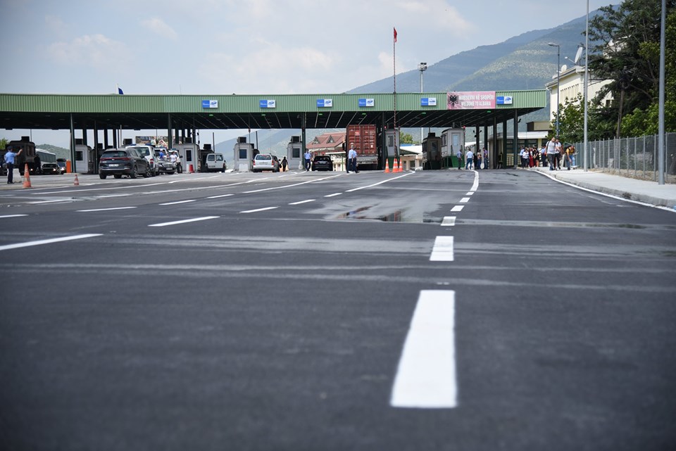 gjendja-ne-vendkalimet-kufitare:-pritje-deri-ne-1-ore-per-te-dale-dhe-per-te-hyre-ne-kosove