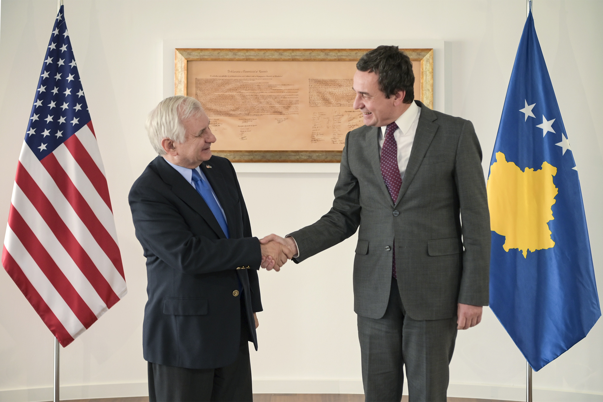 kurti-dhe-senatori-reed-flasin-per-ushtrimet-ushtarake-qe-kosova-dhe-shba-do-realizojne-vitin-e-ardhshem