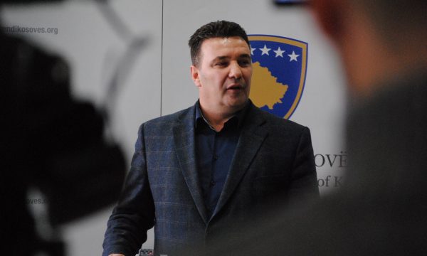 Shala i AAK-së: Radomiroviq ishte pjesë e ushtrisë serbe, Kurti s’është dashur ta emëroj zëvëndësministër