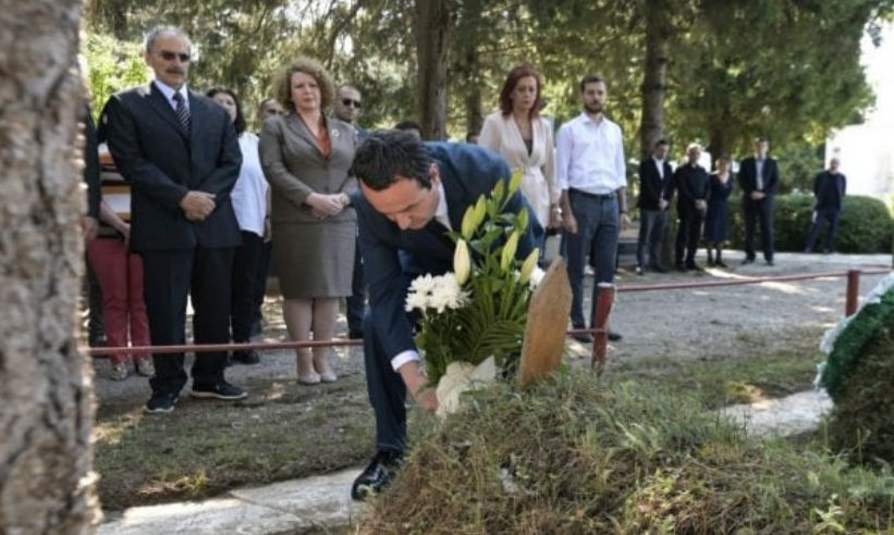 kurti-ne-gjakove,-perkujton-deshmoret-elton-zherka-e-permet-vula