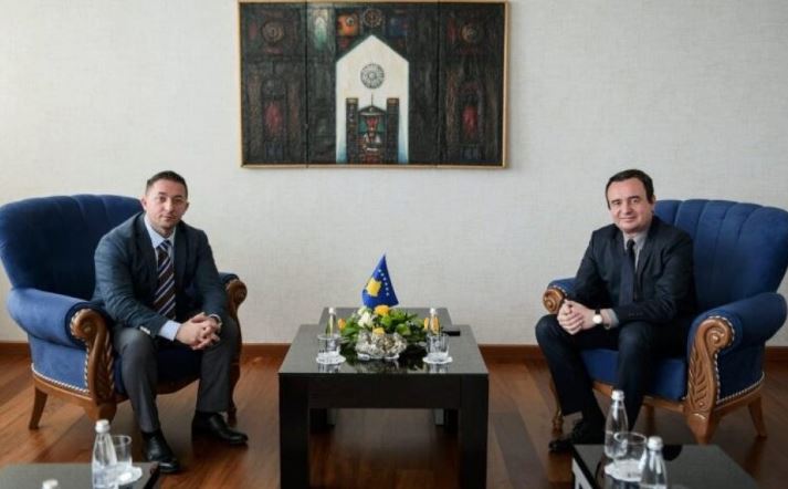 vv-i-organizon-ndeje-lamtumirese-mehajt,-kurti-me-fjale-lavderuese-per-te
