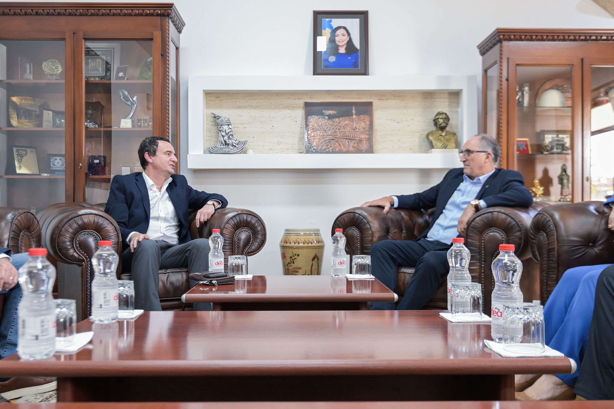 Kurti viziton kryetarin Totaj diskutojnë për projektin infrastrukturor Prizren – Tetovë