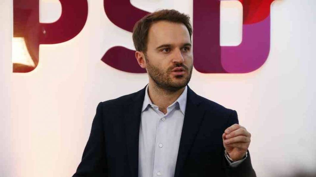 krasniqi:-protesta-e-sotme-tregon-sa-i-lige-eshte-kurti