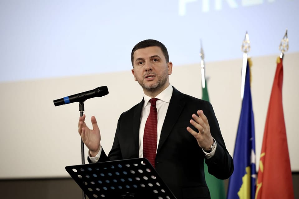 krasniqi:-mergata-ka-qene,-eshte-dhe-do-te-mbetet-mbeshtetja-me-e-madhe-per-kosoven