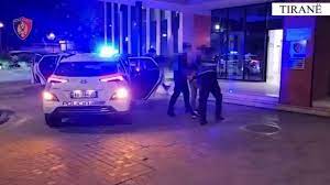 Sekuestrohet drogë me vlerë 500 mijë euro në Tiranë, arrestohen 5 persona, mes tyre dy janë nga Kosova