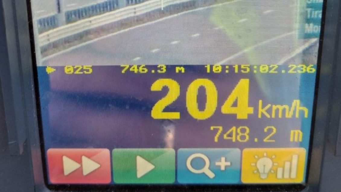 drejtoi-veturen-ne-204-km/h,-policia-ne-prizren-e-gjobiti-shoferin-me-300-euro-dhe-ndalim-te-vozitjes-per-tre-muaj