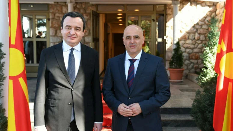 kovacevski:-valevitja-e-flamurit-te-“shqiperise-se-madhe”-gjate-vizites-se-kurtit-ishte-skandal