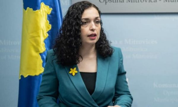 osmani:-doreheqja-e-tre-zyrtareve-policore-serbe,-rezultat-i-kercenimeve-te-beogradit