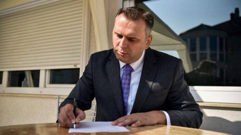 bajqinovci:-drejtoret-dhe-zyrtaret-e-arrestuar-ne-mint-qenkan-te-pdk-se-dhe-ldk-se