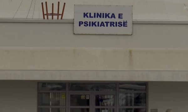 1-person-vdiq-e-5-te-tjere-u-lenduan-nga-zjarri-ne-dhomen-e-psikiatrise,-deklarohet-prokuroria