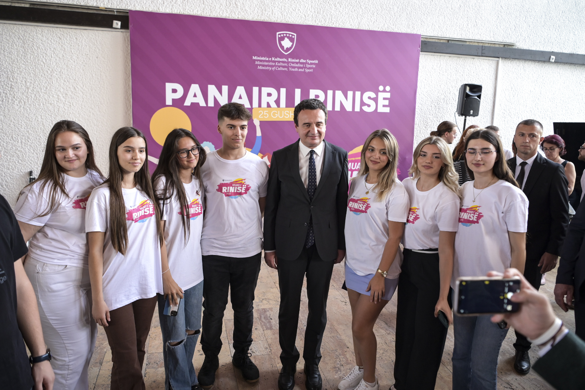 Kurti vizitoi Panairin e Rinisë 2023: Vizioni i Qeverisë është që rinia të përfitoj nga çdo institucion