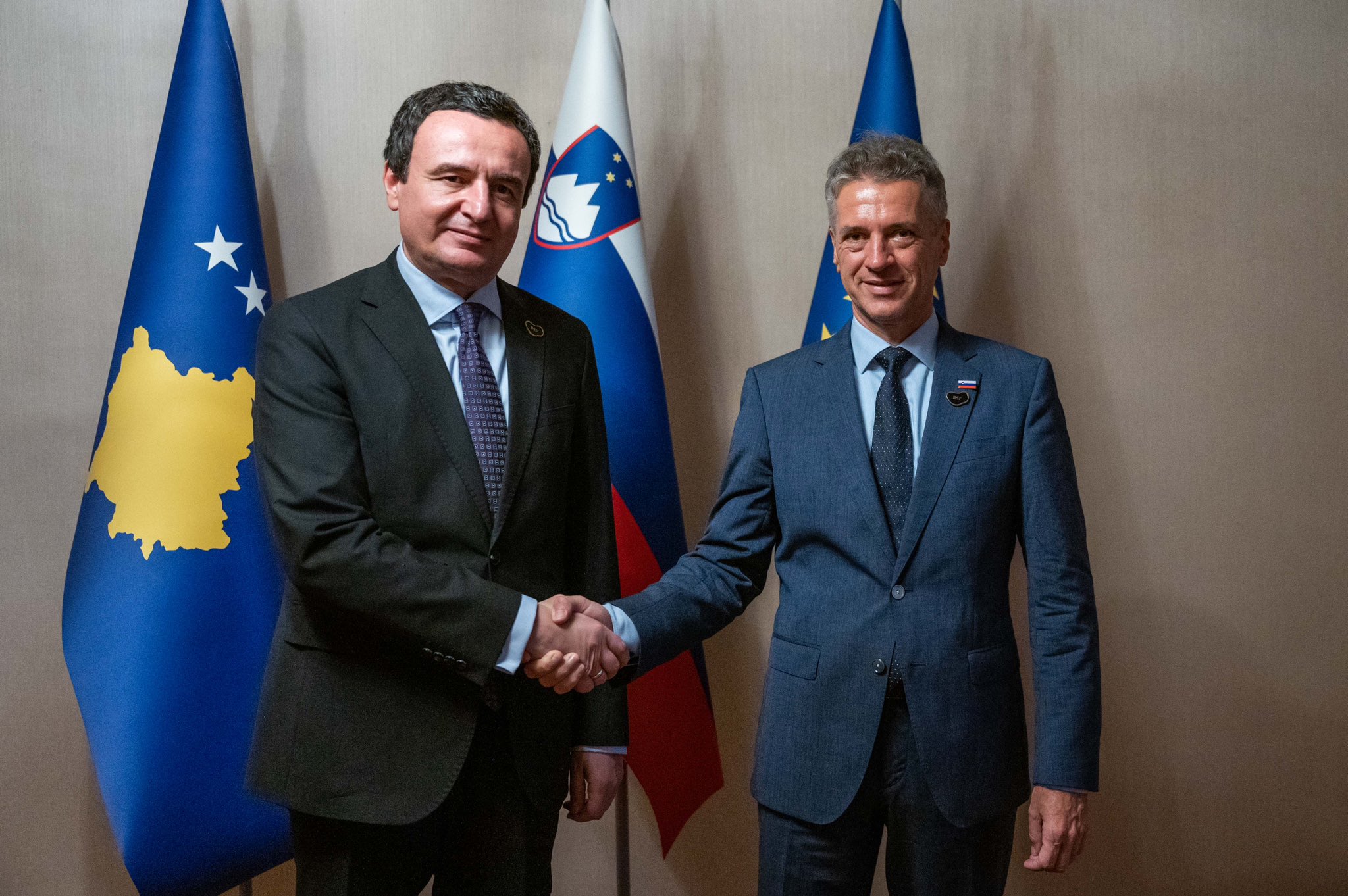 kurti-me-kryeministrin-slloven-bisedoi-per-dialogun-kosove-–-serbi
