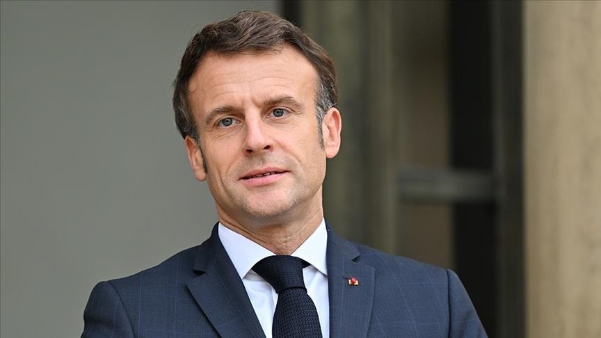macron:-kosova-dhe-serbia-mund-te-perballen-me-pasoja-nese-nuk-sillen-me-pergjegjesi