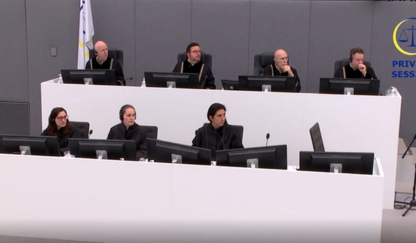 edhe-seanca-e-sotme-ndaj-thacit-dhe-te-tjereve,-fillon-serish-ne-sesion-privat