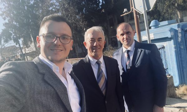 komuna-e-dragashit-siguron-transport-falas-per-te-gjithe-nxenesit