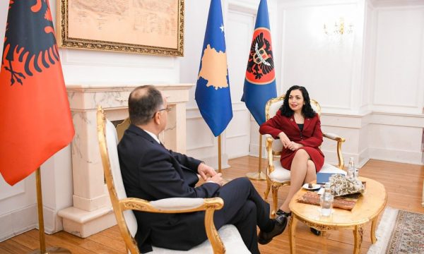 osmani-i-uron-suksese-begajt-e-rames-ne-marrjen-e-presidences-se-ks-te-okb-se:-te-qendrojme-bashke