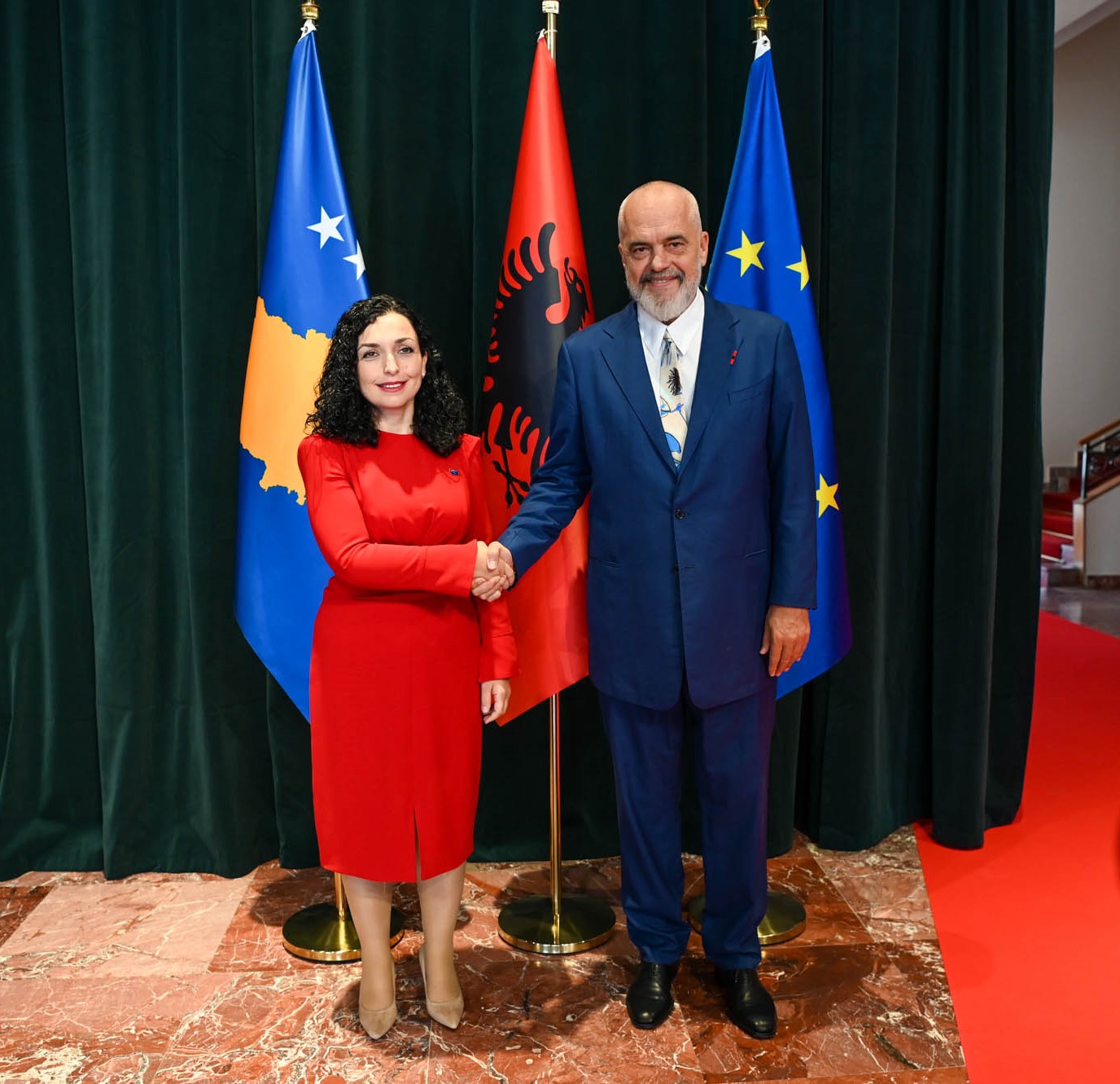 presidentja-osmani-u-prit-ne-takim-nga-kryeministri-i-shqiperise,-edi-rama
