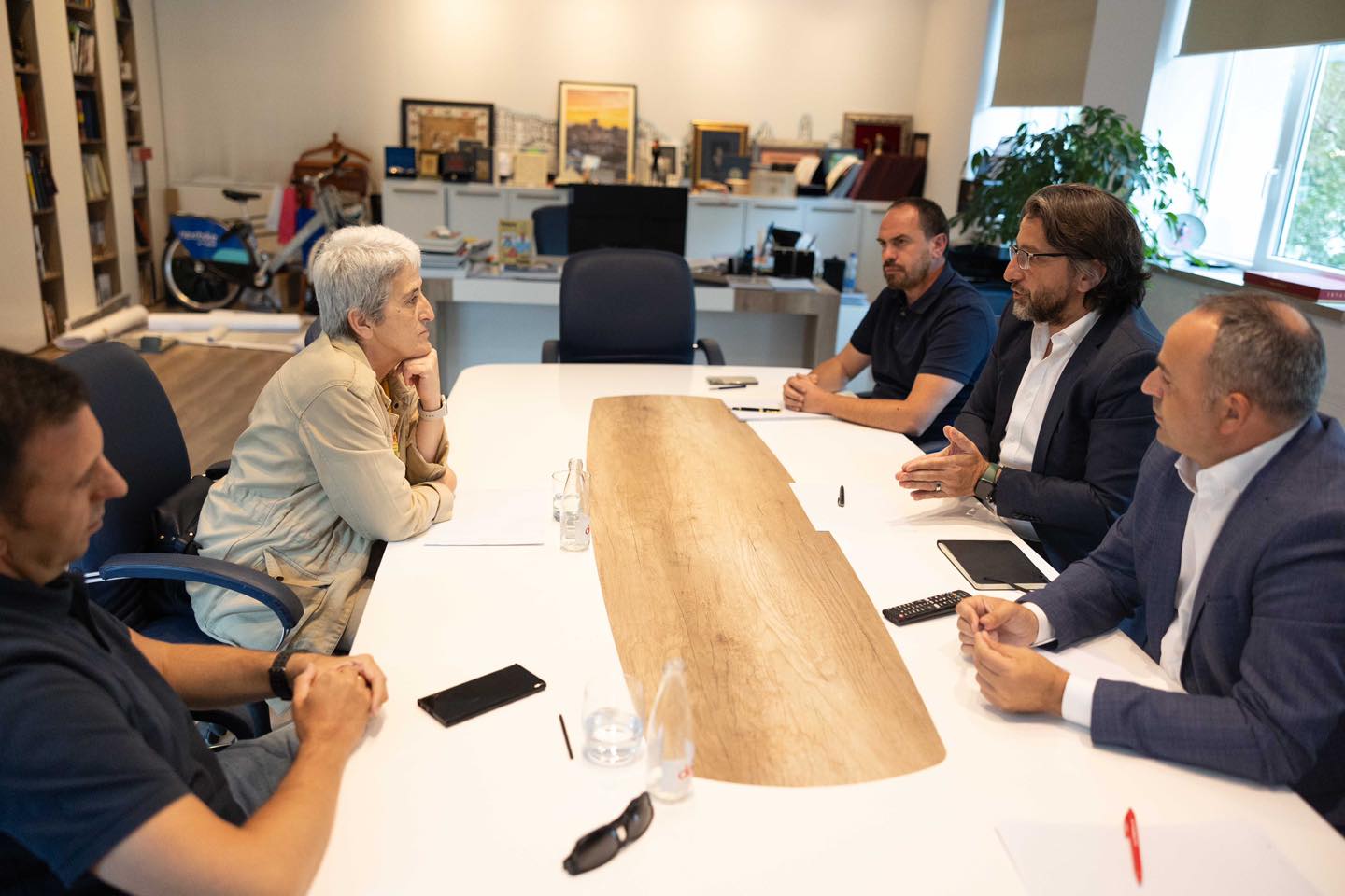 rama-per-bllokimin-e-rrugeve:-do-t`i-shqyrtoje-propozimet-e-mediumeve