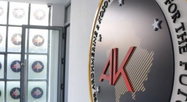 aak-mban-tryeze-diskutimi-ne-lidhje-me-sigurimin-e-teksteve-shkollore