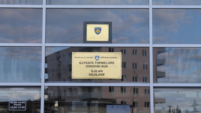 e-akuzuara-per-lendim-te-rende-trupor-thote-se-zenka-me-te-demtuarin-nisi-per-shkaqe-xhelozie