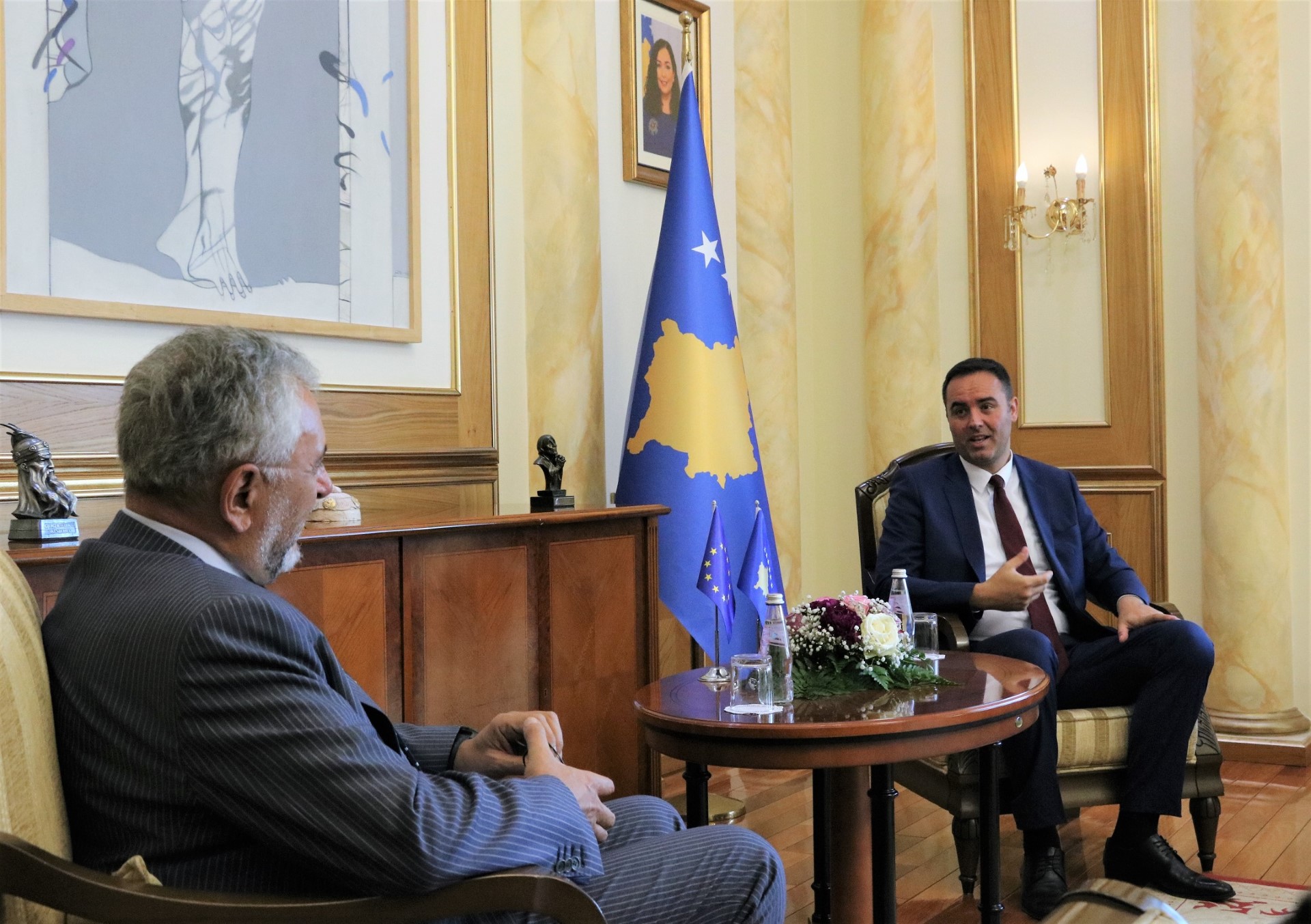 konjufca-pret-ne-takim-shefin-e-ri-te-eulex-it,-flasin-per-avancimin-e-legjislacionit-vecmas-ne-fushen-sundimit-te-ligjit