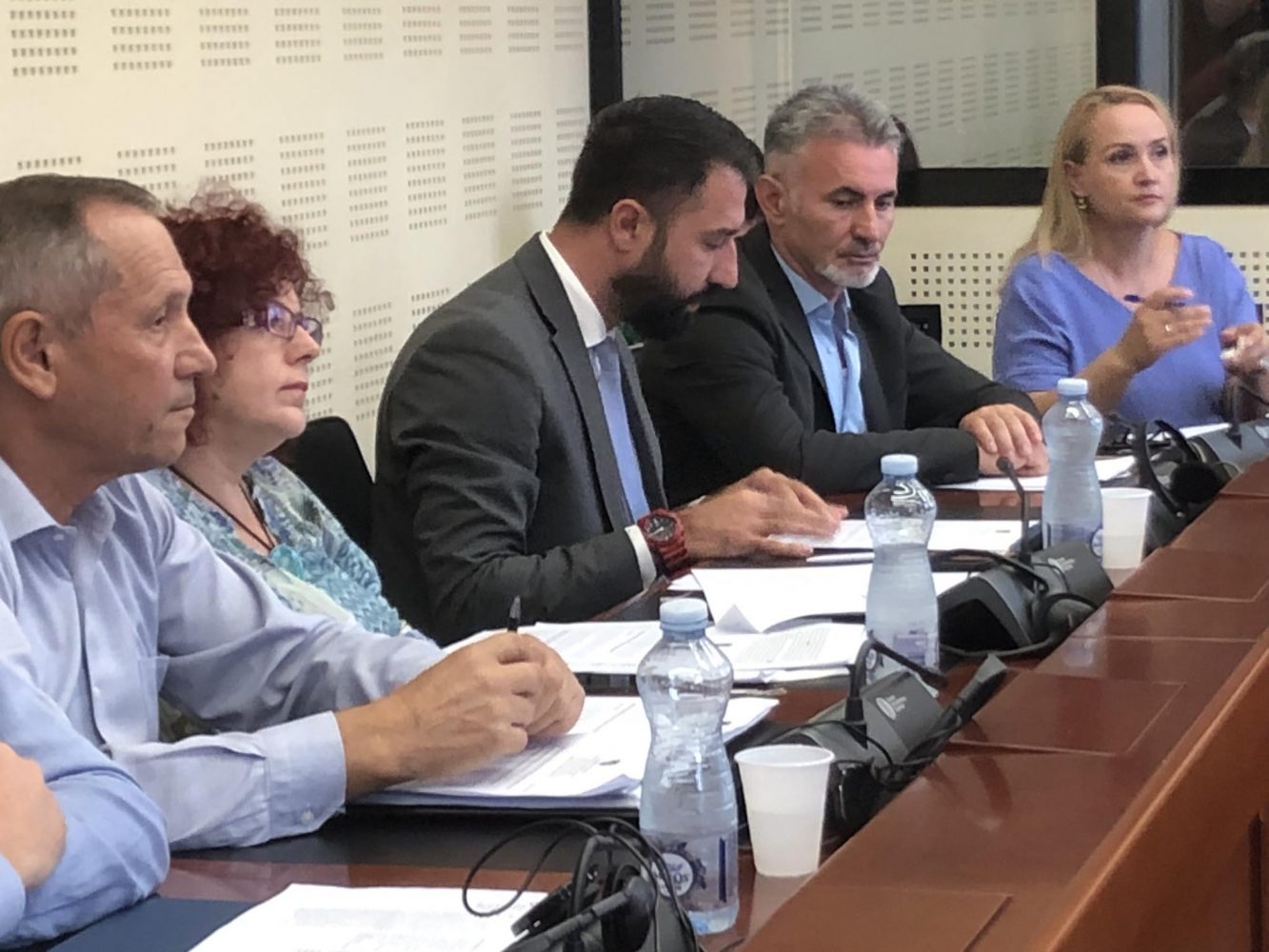 s’ka-kuorum-ne-komision,-ministri-krasniqi-nuk-raporton-para-deputeteve