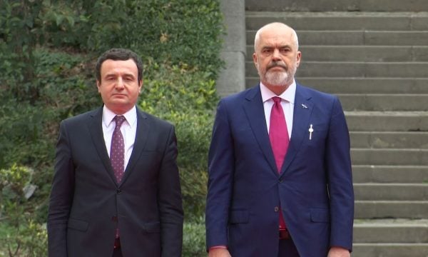 rama-per-akuzat-e-kurtit-ndaj-lajcak:-te-lene-pa-tekst,-teori-konspiracioni-qe-nuk-keshillohen-per-t’u-bere