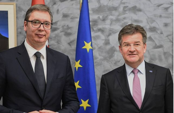 lajcak-diskuton-me-vuciq-per-rrugen-perpara-te-dialogut,-pajtohen-qe-implementimi-duhet-te-ece-tutje