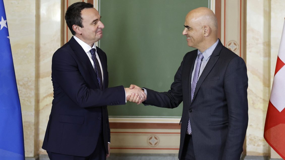presidenti-zviceran:-kosova-t’u-garantoje-serbeve-shkalle-adekuate-te-vete-menaxhimit