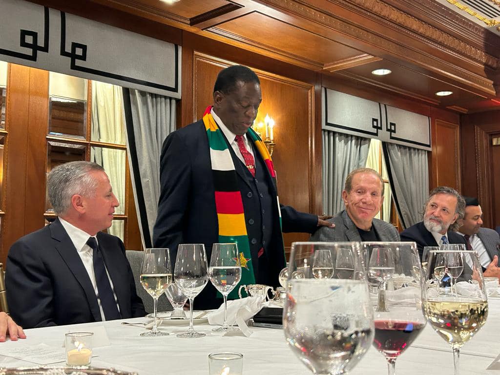 pacolli:-zimbabve-e-ka-njohur-pasaporten-e-kosoves-u-pajtuam-per-thellimin-e-raporteve
