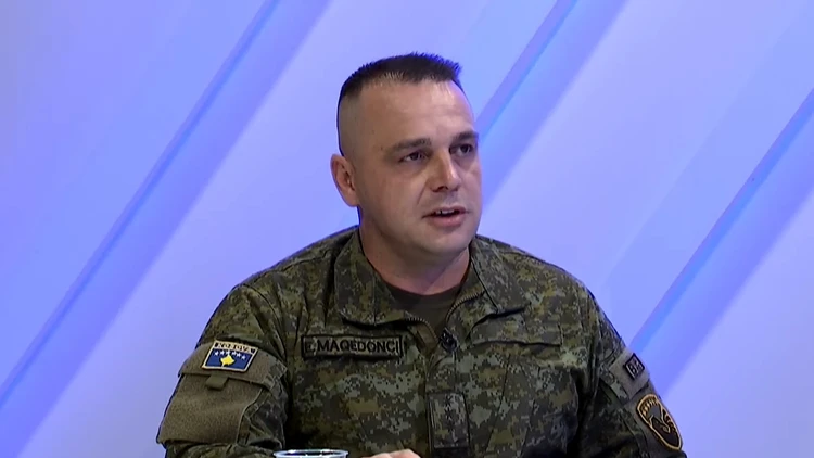 ministri-i-mbrojtjes:-dorasit-e-policit-te-vrare,-kriminel-te-dirigjuar-nga-beogradi